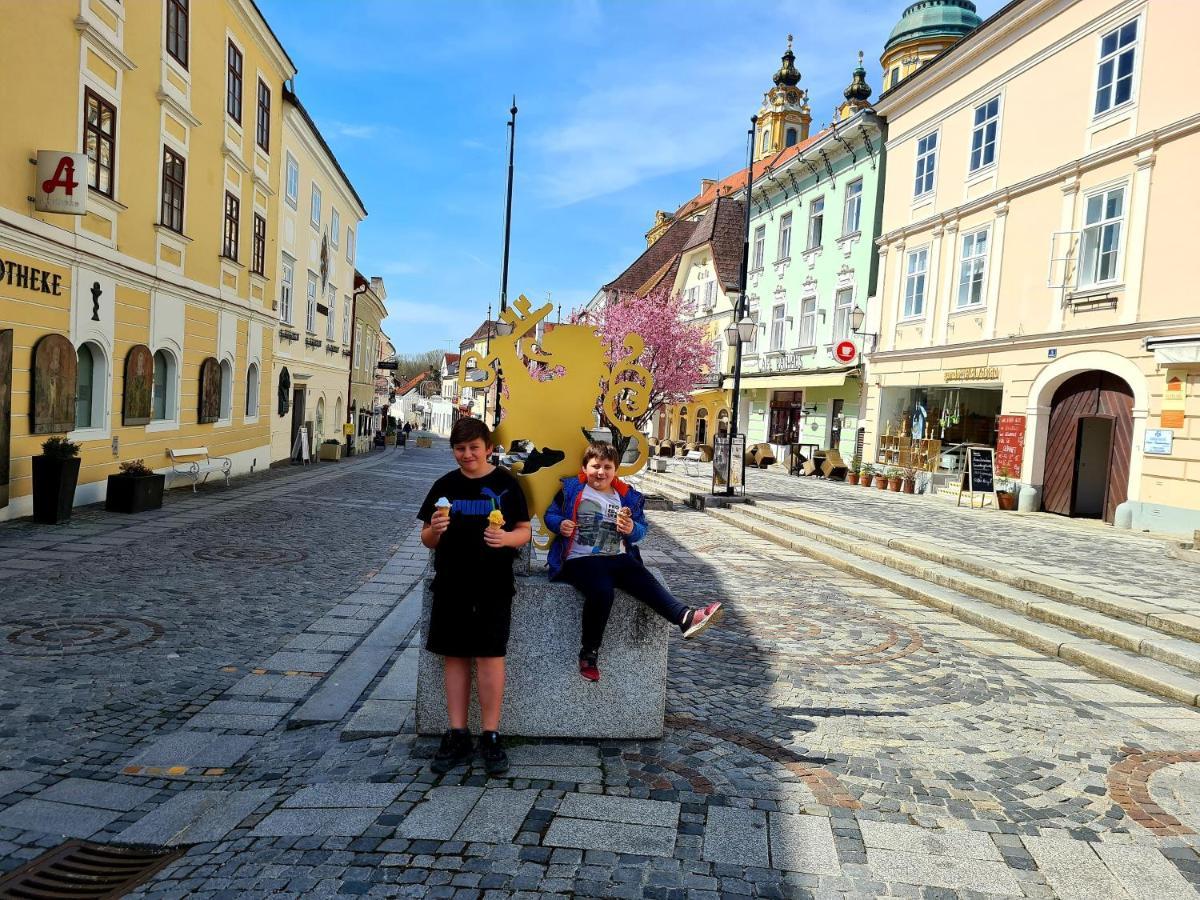Апартаменти Schon Wohnen Beim Stift Мельк Екстер'єр фото